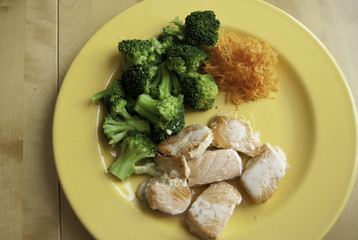 Salmon with vegetables