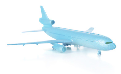 Fototapeta na wymiar Samolot plastikowy na białym