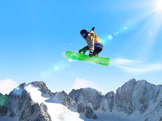 Naklejka na ściany i meble Snowboarder in jump