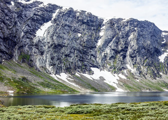 Naklejka na ściany i meble Góry Dalsnibba jezioro. Krajobraz, fiordu Geiranger, Norwegia