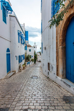 Medina alley