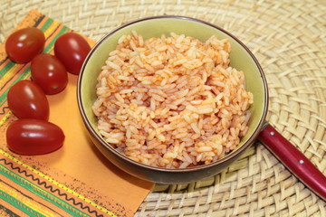 riz à la tomate