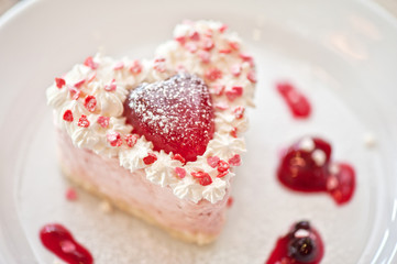 heart-shaped valentine cake