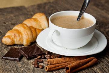 Black coffee, a cup of beans