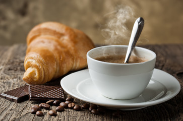 Black coffee, a cup of beans