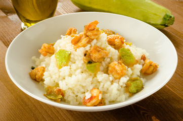 Risotto con gamberi e zucchine