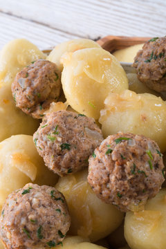 dumplings with meatball