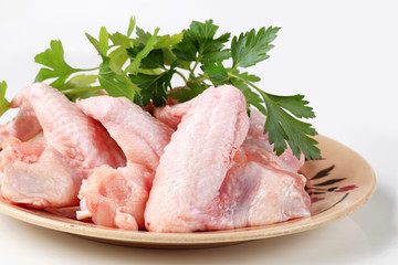 Raw chicken wings