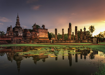 Fototapeta na wymiar Sukhothai park historyczny