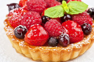 Cake with fresh berries