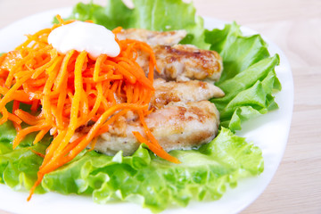 Grilled chicken on salad