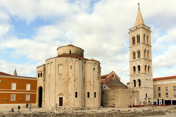 Fototapeta na wymiar Chorwacja, z powrotem kościół św Donat