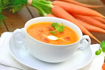 Crédence de cuisine en verre imprimé Entrée soupe aux carottes