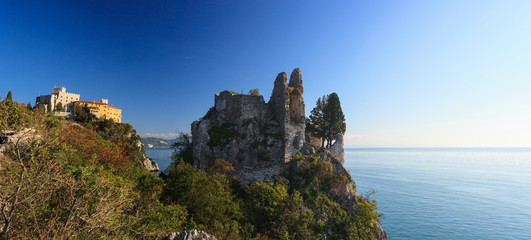 Old and new castle, Duino