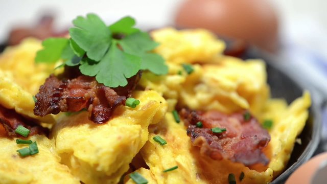 Fresh made Scrambled Eggs (not loopable)