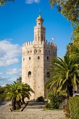 Fototapeta na wymiar torre del oro