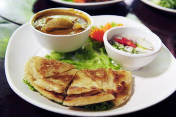 Chicken curry with Roti