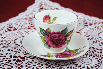 High tea  in  omastijl