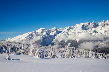 Fototapeta na wymiar Dolomites in winter
