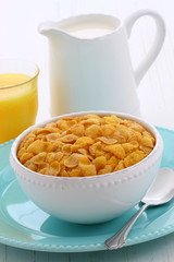 Healthy corn flakes breakfast