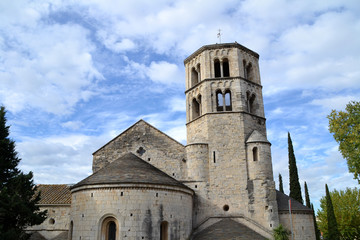 Fototapeta na wymiar Monastery of Sant Pere de Galligants, Girona, Spain