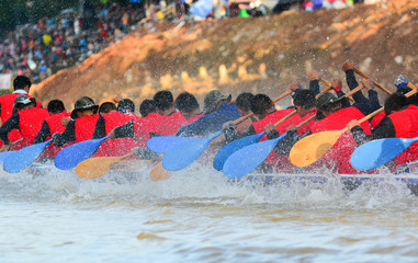 Long boat racing