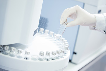 Chemical lab: autosampling © stokkete
