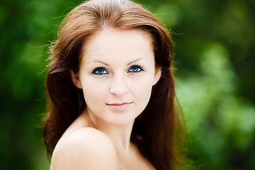 Beautiful Blue Eyed Woman. Beauty Portrait. Green Background. - 61252292