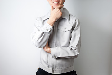 作業着を着た男性