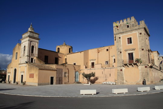 Castello dei principi di Biscari - Acate - XV Secolo.