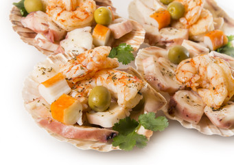 Aperitivo de pescado y marisco