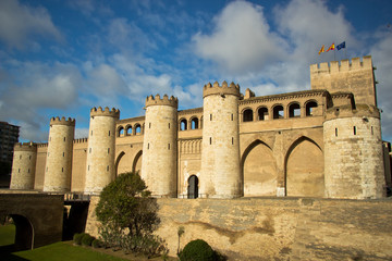 Obraz premium beautiful Aljaferia Palace in Zaragoza, Spain