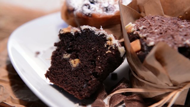 Rotating Muffins (loopable Video)
