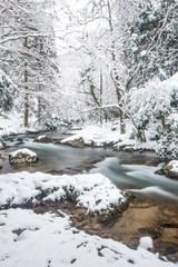 冬と渓流