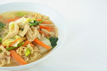 Egg noodle and clear soup vegetarian
