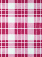 himbeerrot karierter Stoff