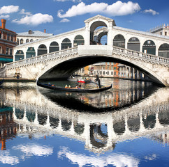 Venetië met Rialtobrug in Italië