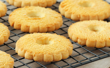 Butter cookies or Italian Canestrelli biscuits on a cooling rack