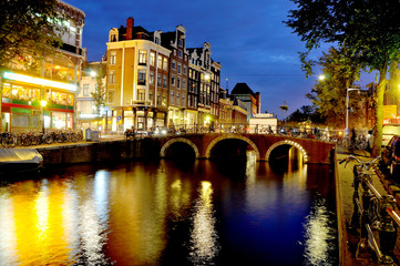 Fototapeta na wymiar Beautiful old architecture of Amsterdam
