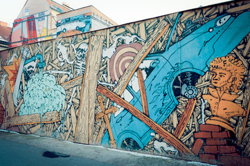 Mur de graffiti colorés