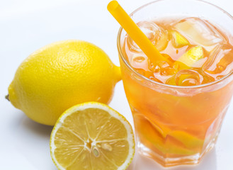 Naklejka na ściany i meble Fresh cocktail with lemon