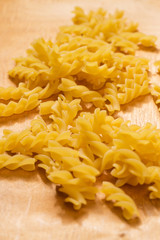 Uncooked macaroni