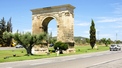 Fototapeta na wymiar Arco de Bará, Tarragona