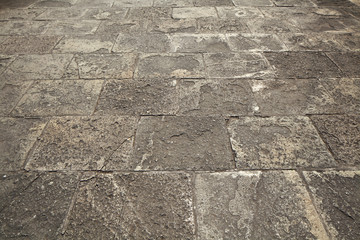 Cobblestoned pavement