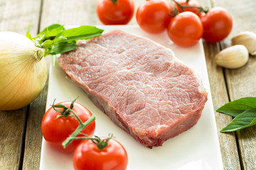 côte de boeuf et légumes