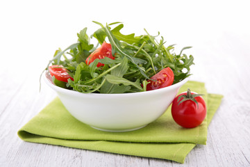 arugula and tomato