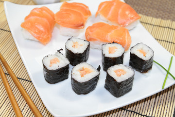 makis et nigiris