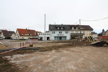 Fototapeta na wymiar Dorfplatz Baden-Baden Sandweier Umbauphase