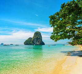 Fototapeta premium Clear water and blue sky. Phra Nang beach, Thailand