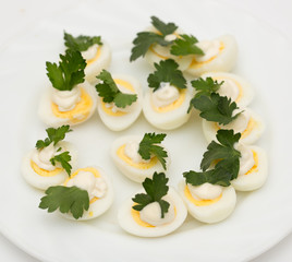 quail eggs with parsley